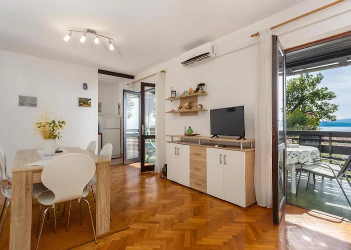 2 Bedroom Stunning In نجيفيش
