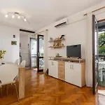 2 Bedroom Stunning In Njivice